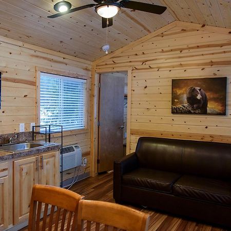 Idyllwild Camping Resort Cottage Buitenkant foto